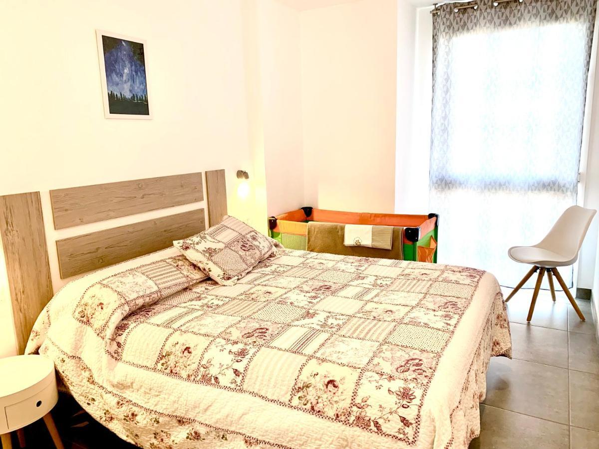 Edifici Valeria Apartment Empuriabrava Bagian luar foto