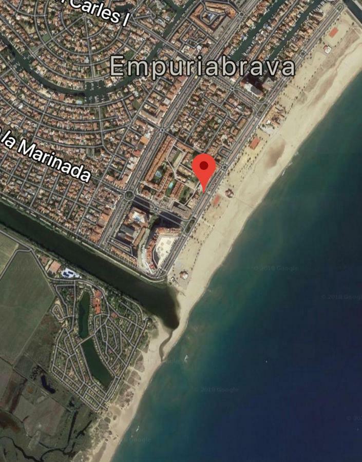 Edifici Valeria Apartment Empuriabrava Bagian luar foto