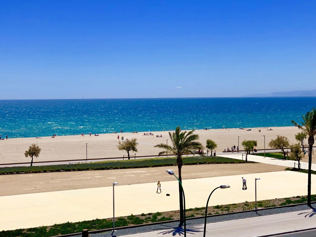 Edifici Valeria Apartment Empuriabrava Bagian luar foto